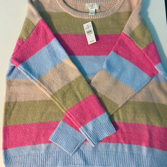 NWT Loft Horizontal Stripe Sweater Large - Picture 1 of 4